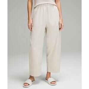 Lululemon Lightweight Mid-Rise Barrel-Leg Cropped Pant - 4